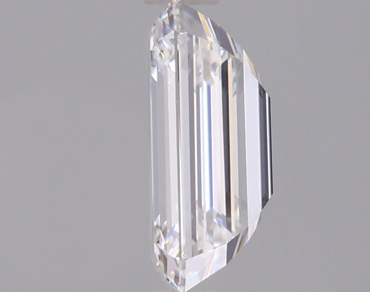 1.45 Carat Emerald Lab Diamond :: 360 spin frame 01