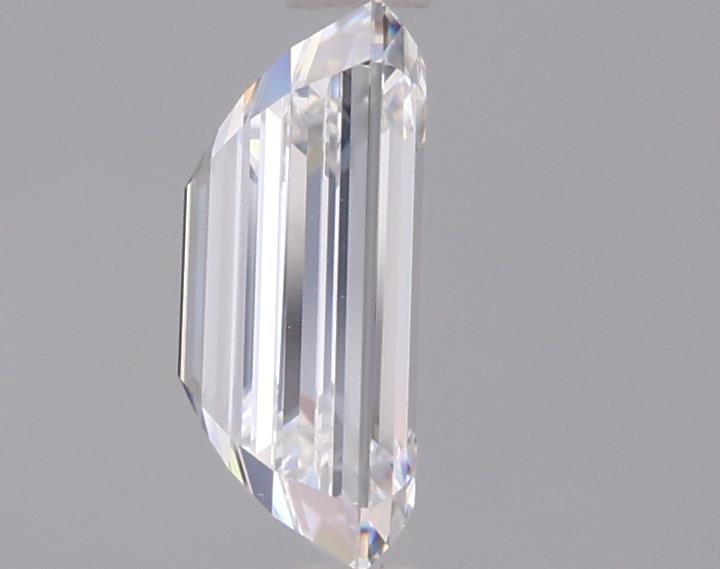 1.45 Carat Emerald Lab Diamond :: 360 spin frame 02