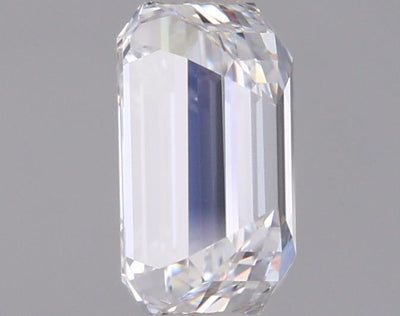 0.95 Carat Emerald Lab Diamond :: 360 spin frame 03