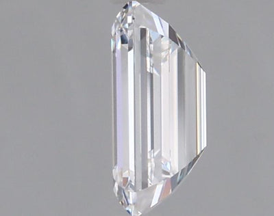 0.94 Carat Emerald Lab Diamond :: 360 spin frame 02