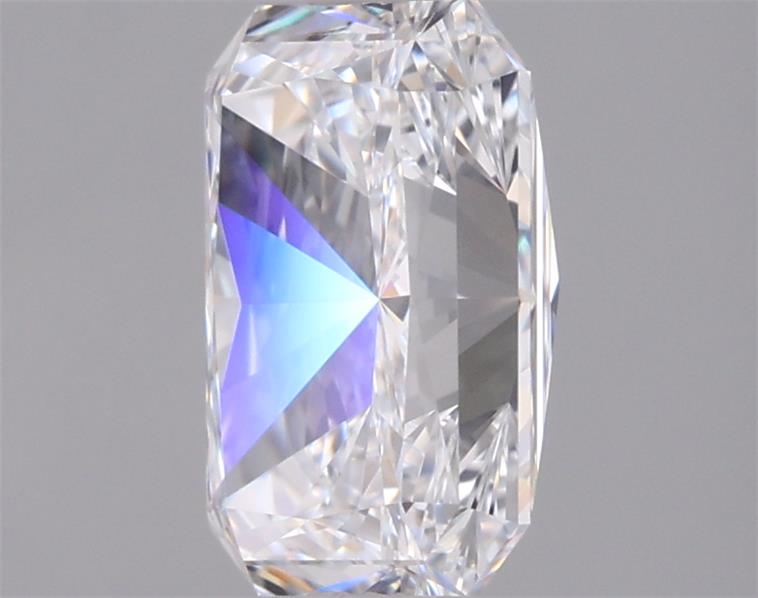 2.04 Carat Radiant Lab Diamond :: 360 spin frame 03