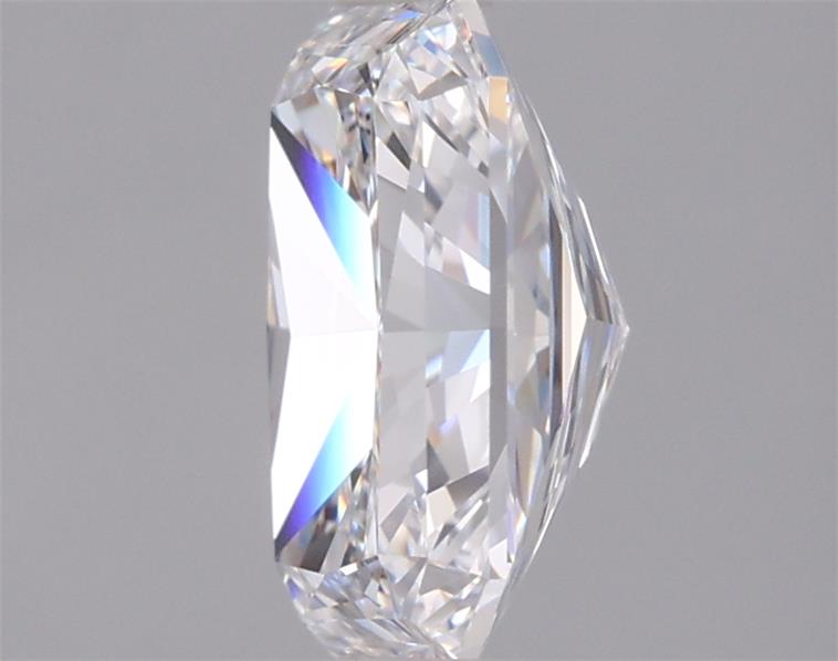 2.04 Carat Radiant Lab Diamond :: 360 spin frame 07
