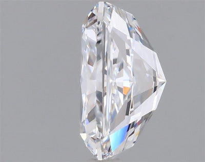 2.06 Carat Radiant Lab Diamond :: 360 spin frame 01
