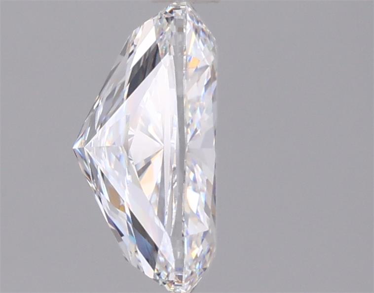 2.01 Carat Elongated Cushion Lab Diamond :: 360 spin frame 02
