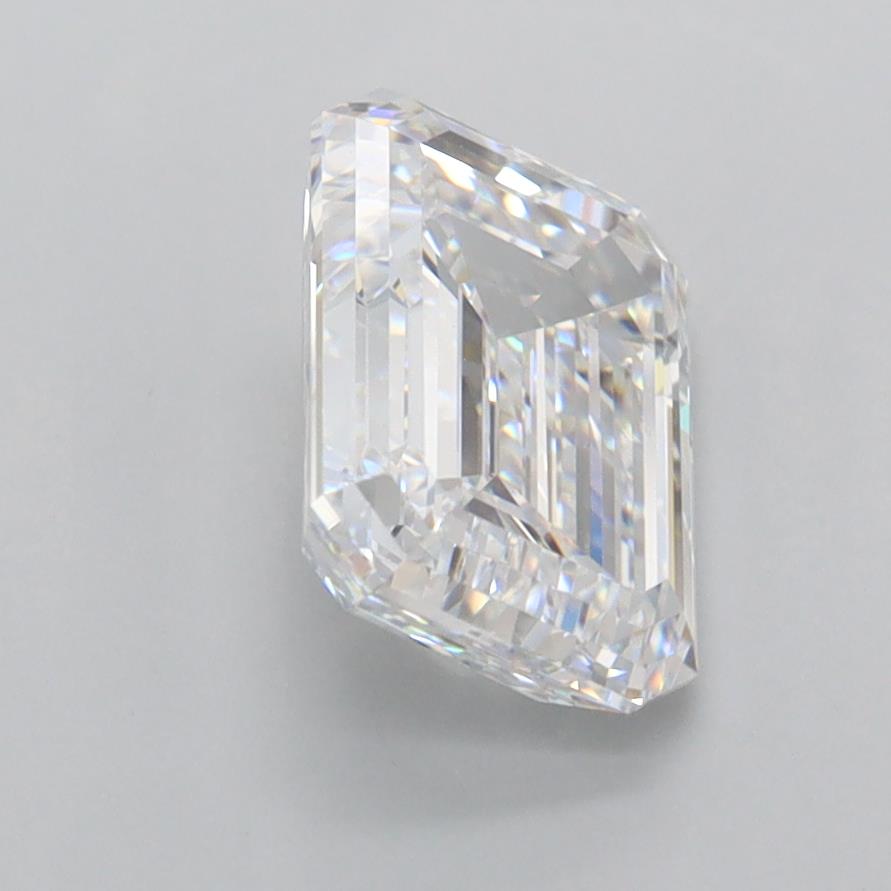 2.50 Carat Emerald Lab Diamond :: 360 spin frame 02