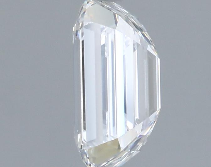 1.57 Carat Emerald Lab Diamond :: 360 spin frame 06