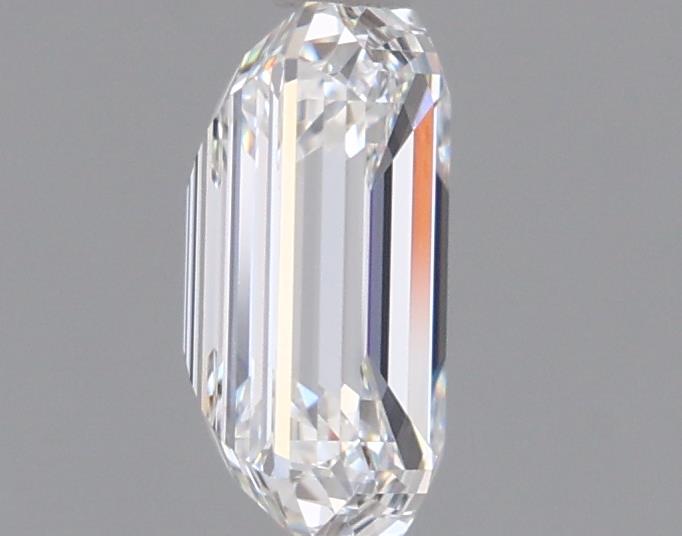 0.97 Carat Emerald Lab Diamond :: 360 spin frame 07