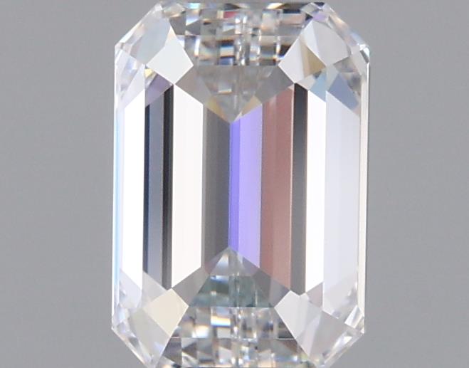 0.94 Carat Emerald Lab Diamond :: 360 spin frame 02