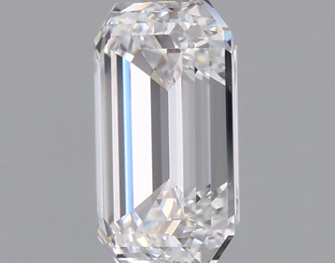0.94 Carat Emerald Lab Diamond :: 360 spin frame 03