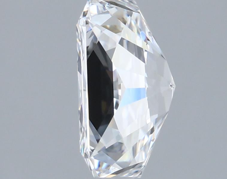 2.16 Carat Radiant Lab Diamond :: 360 spin frame 05