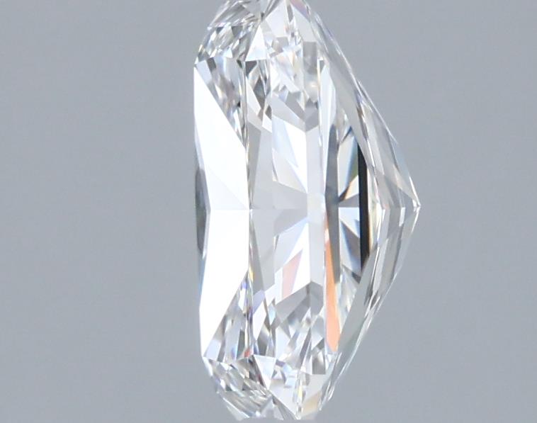 2.16 Carat Radiant Lab Diamond :: 360 spin frame 06