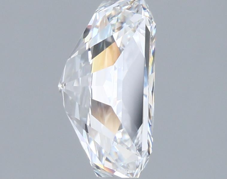 2.16 Carat Radiant Lab Diamond :: 360 spin frame 07