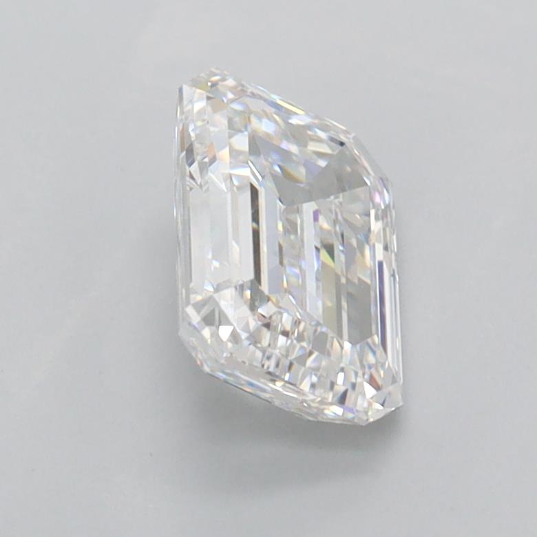 1.43 Carat Emerald Lab Diamond :: 360 spin frame 02