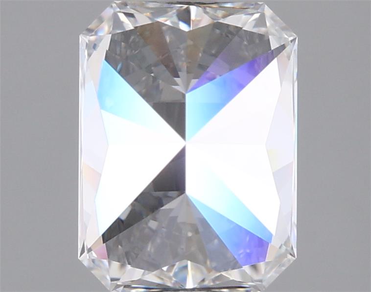 1.90 Carat Radiant Lab Diamond :: 360 spin frame 01