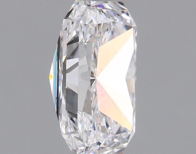 1.05 Carat Radiant Lab Diamond :: 360 spin frame 03