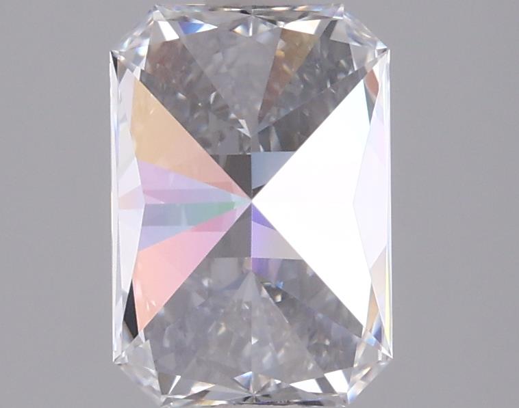 1.64 Carat Radiant Lab Diamond :: 360 spin frame 02