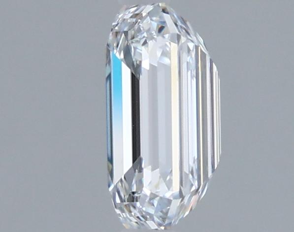 0.93 Carat Emerald Lab Diamond :: 360 spin frame 04
