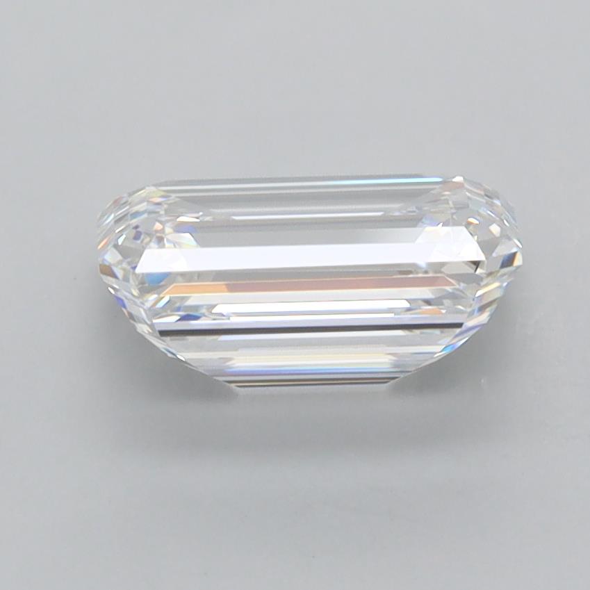 1.95 Carat Emerald Lab Diamond :: 360 spin frame 01