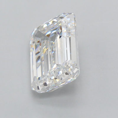 1.95 Carat Emerald Lab Diamond :: 360 spin frame 02