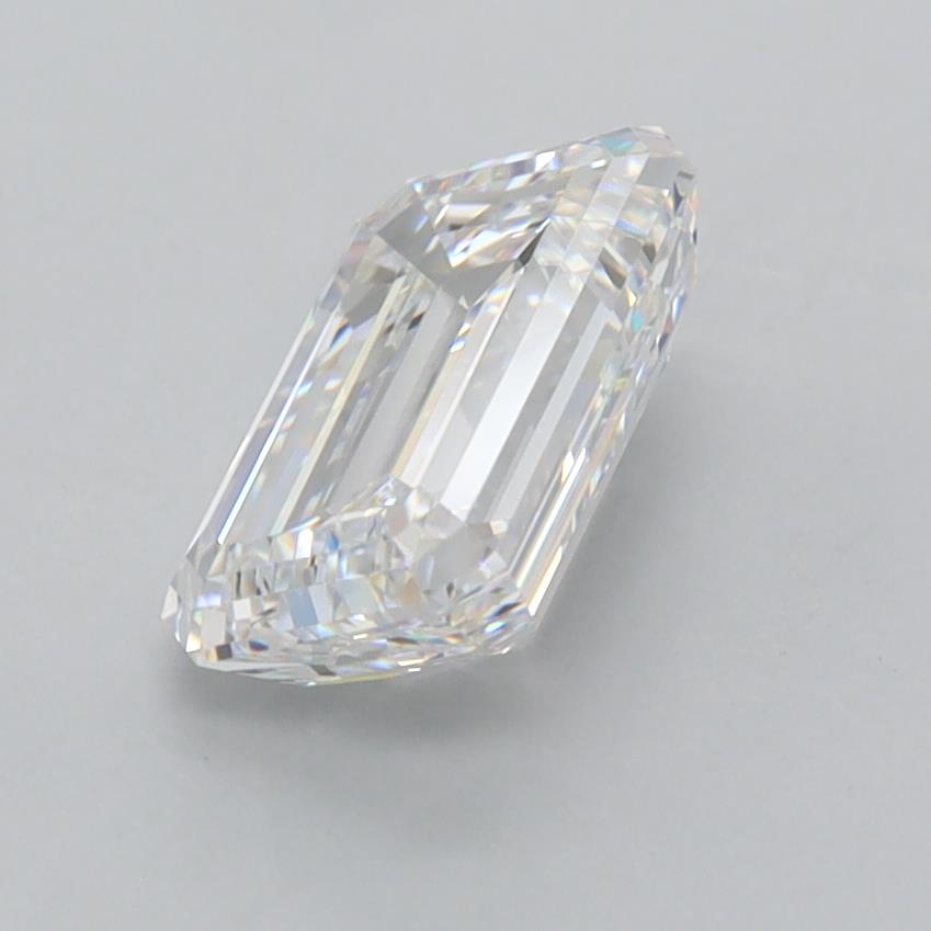 1.95 Carat Emerald Lab Diamond :: 360 spin frame 04