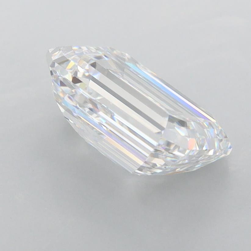 2.07 Carat Emerald Lab Diamond :: 360 spin frame 03