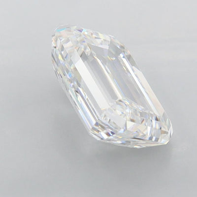 2.07 Carat Emerald Lab Diamond :: 360 spin frame 05