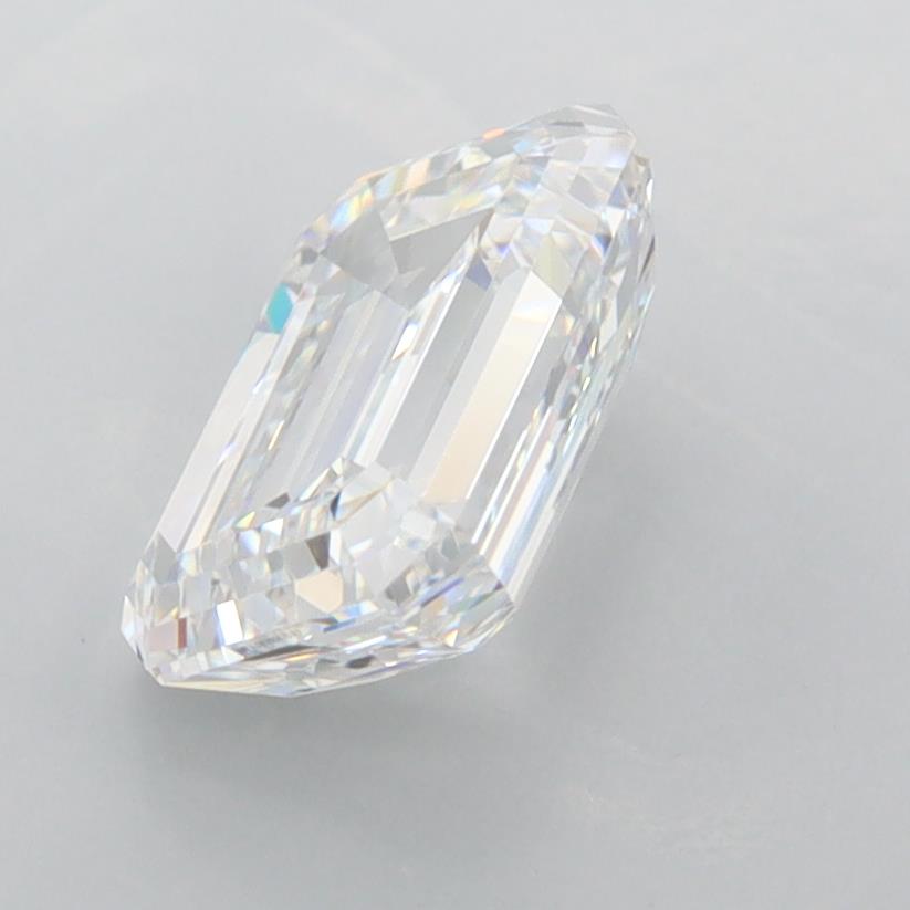 2.07 Carat Emerald Lab Diamond :: 360 spin frame 06