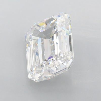 2.02 Carat Emerald Lab Diamond :: 360 spin frame 01