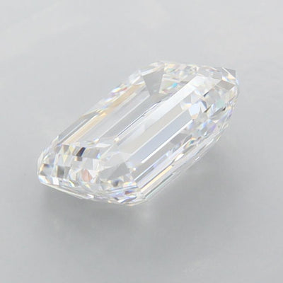 2.02 Carat Emerald Lab Diamond :: 360 spin frame 03
