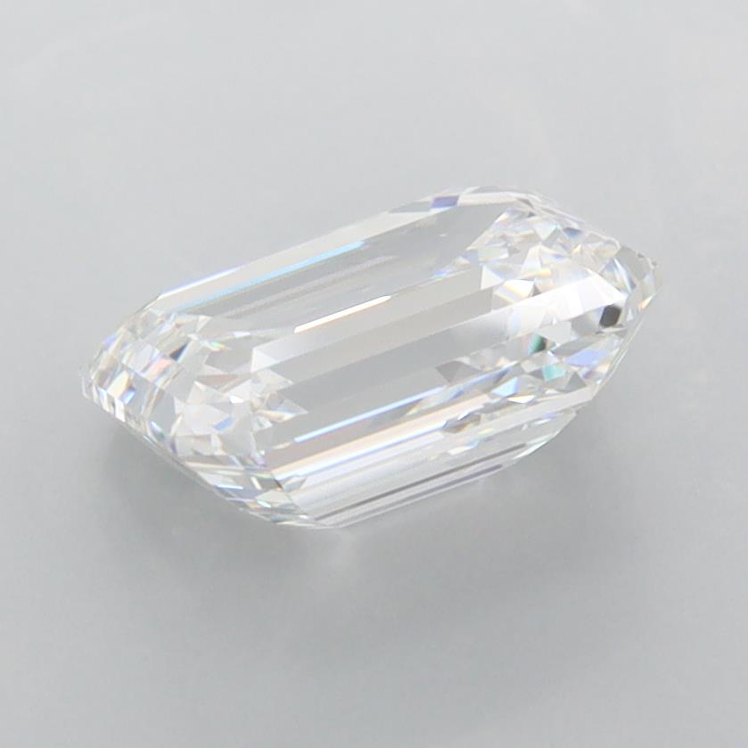 2.02 Carat Emerald Lab Diamond :: 360 spin frame 06