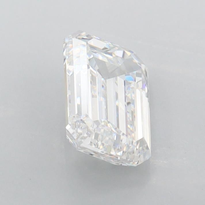 1.02 Carat Emerald Lab Diamond :: 360 spin frame 02