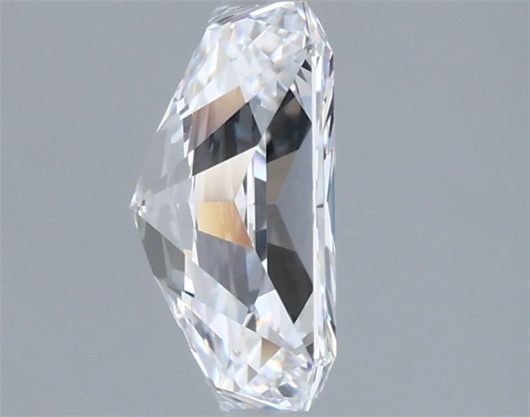 1.69 Carat Radiant Lab Diamond :: 360 spin frame 07
