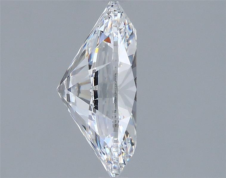 1.66 Carat Oval Lab Diamond :: 360 spin frame 02