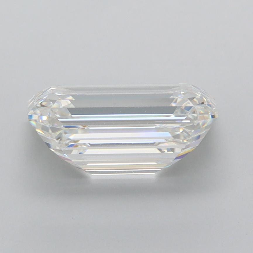 2.29 Carat Emerald Lab Diamond :: 360 spin frame 02