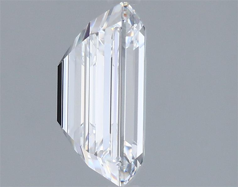 1.92 Carat Emerald Lab Diamond :: 360 spin frame 01