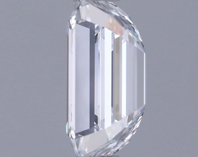 0.97 Carat Emerald Lab Diamond :: 360 spin frame 04