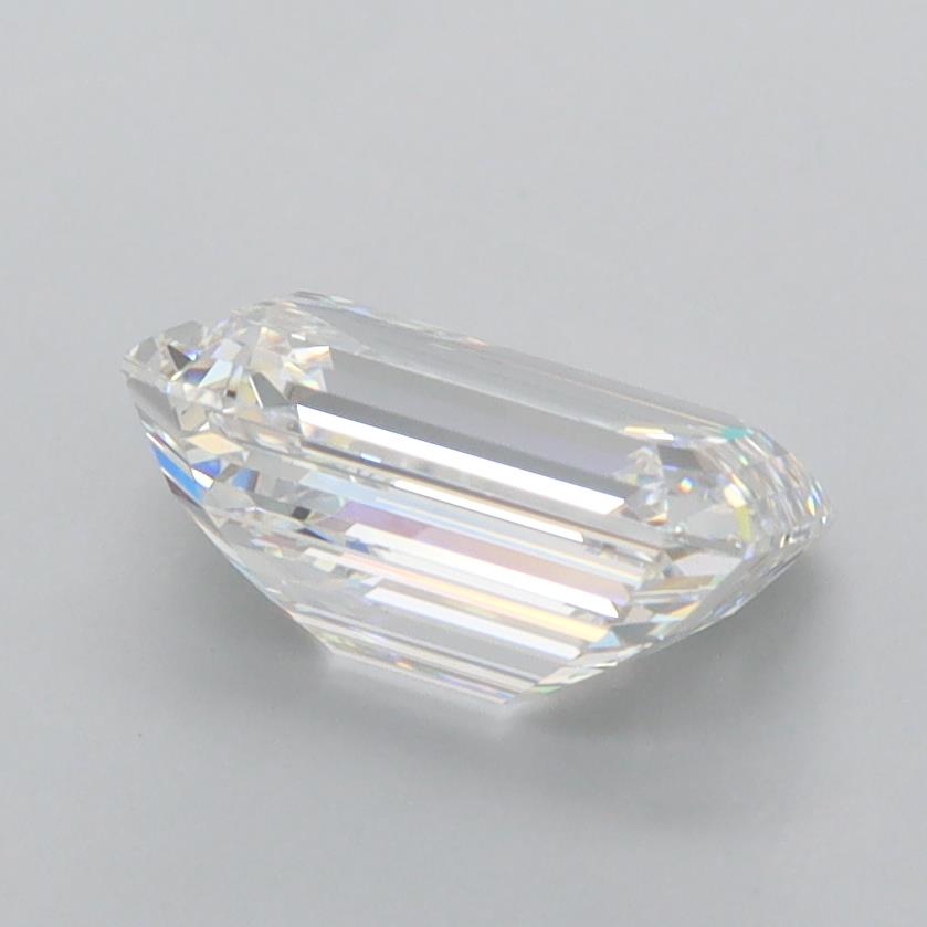 2.08 Carat Emerald Lab Diamond :: 360 spin frame 05
