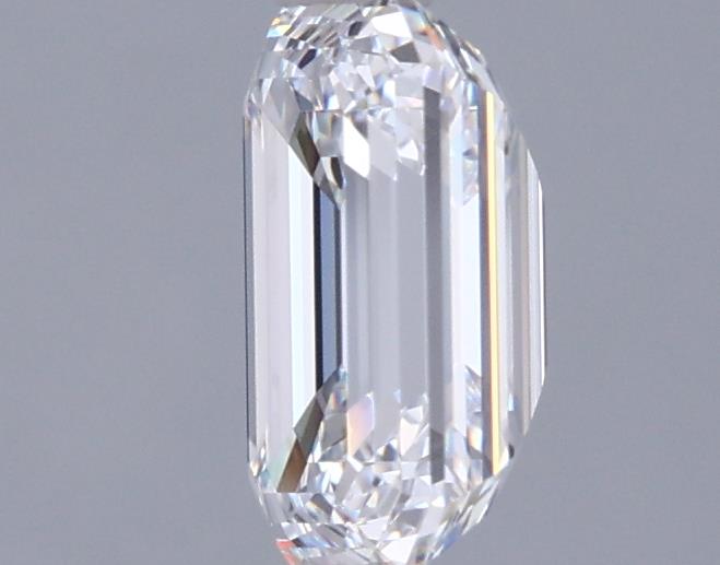 1.42 Carat Emerald Lab Diamond :: 360 spin frame 06