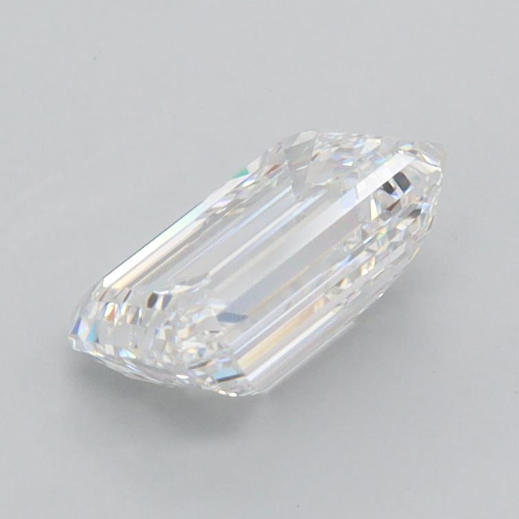 1.32 Carat Emerald Lab Diamond :: 360 spin frame 03