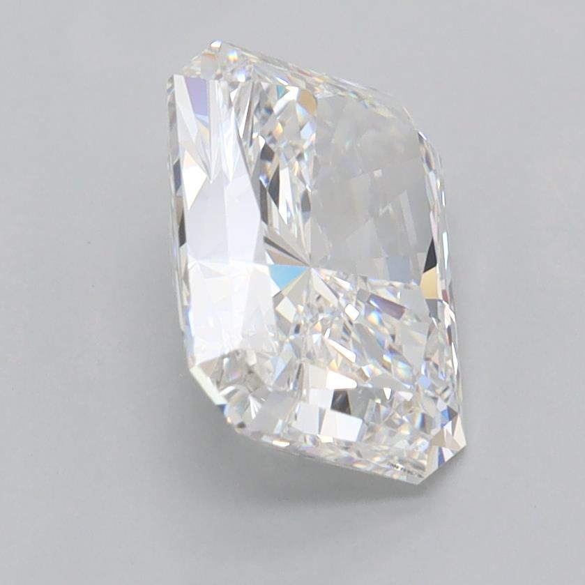 2.15 Carat Radiant Lab Diamond :: 360 spin frame 02