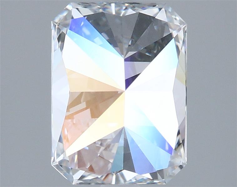 2.06 Carat Radiant Lab Diamond :: 360 spin frame 01