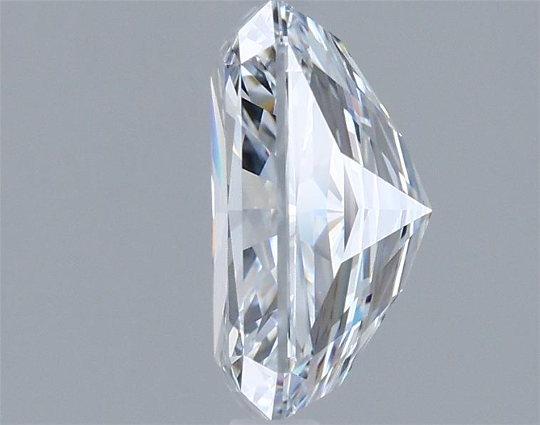 2.06 Carat Radiant Lab Diamond :: 360 spin frame 02