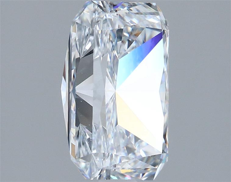 2.06 Carat Radiant Lab Diamond :: 360 spin frame 03