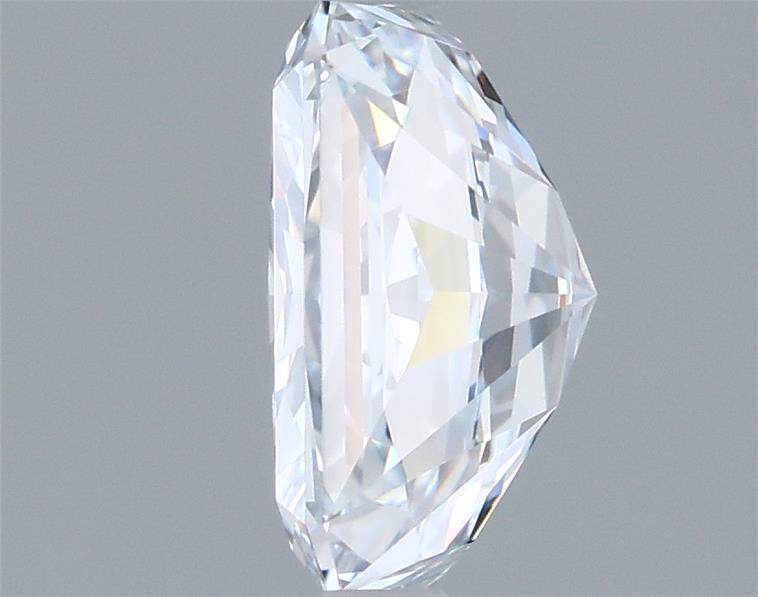 2.06 Carat Radiant Lab Diamond :: 360 spin frame 06
