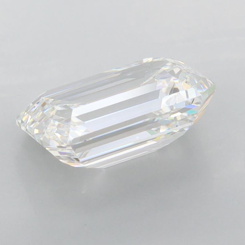 1.81 Carat Emerald Lab Diamond :: 360 spin frame 05