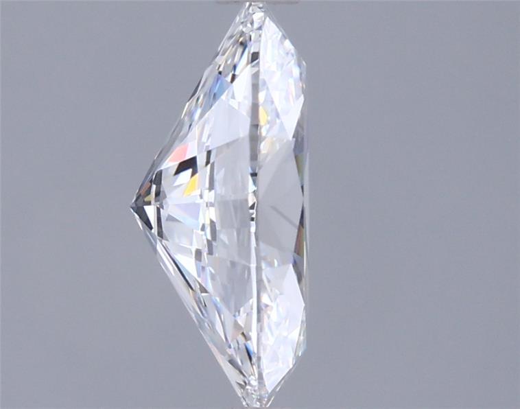 1.95 Carat Oval Lab Diamond :: 360 spin frame 02