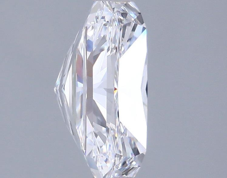 2.01 Carat Radiant Lab Diamond :: 360 spin frame 07