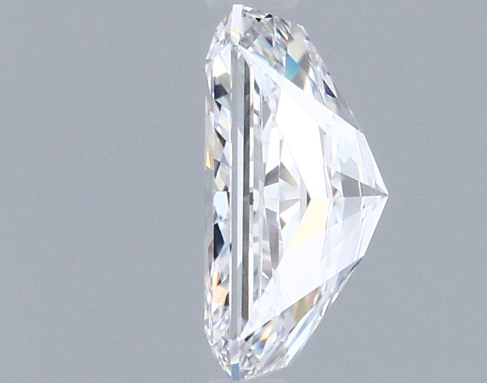 1.03 Carat Radiant Lab Diamond :: 360 spin frame 02