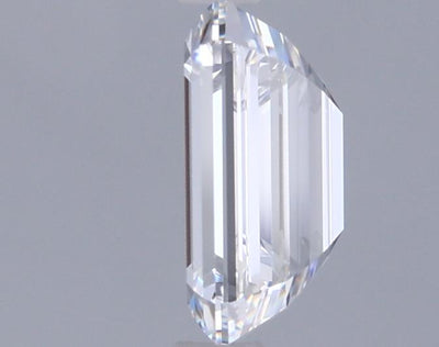 1.46 Carat Emerald Lab Diamond :: 360 spin frame 01