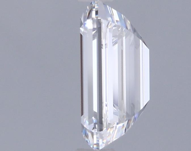 1.46 Carat Emerald Lab Diamond :: 360 spin frame 01